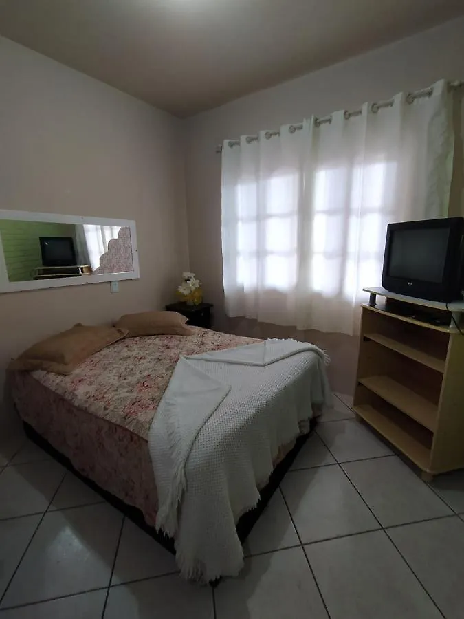 Pousada E Hostel Da Marli Fernandes منزل للإقامة